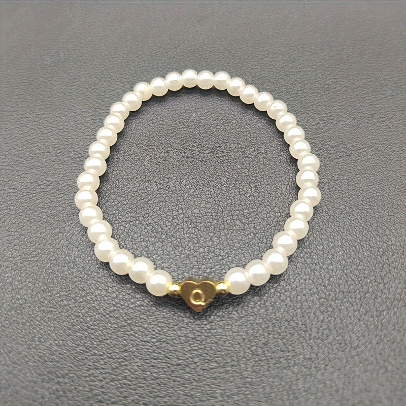 Chic bracelet with A-Z initial and heart