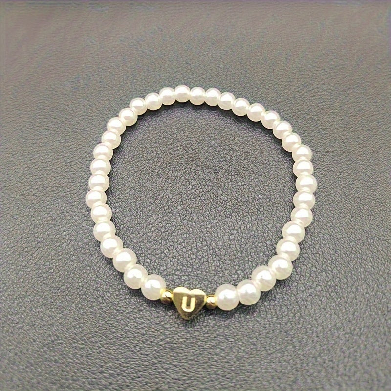 Chic bracelet with A-Z initial and heart