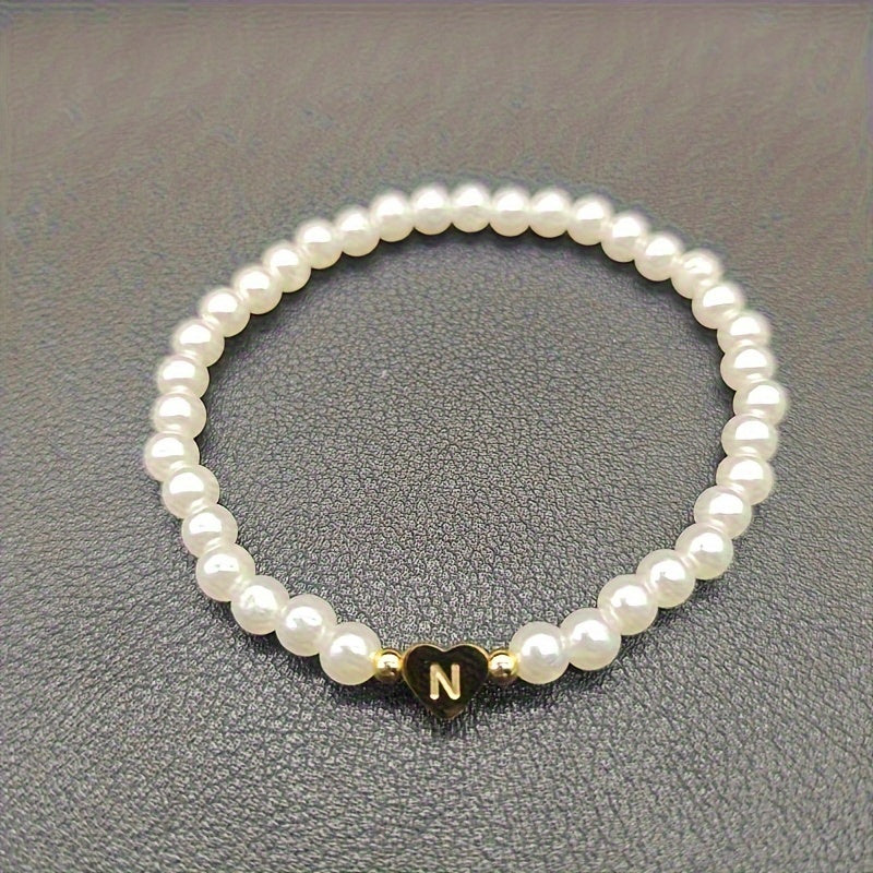 Chic bracelet with A-Z initial and heart
