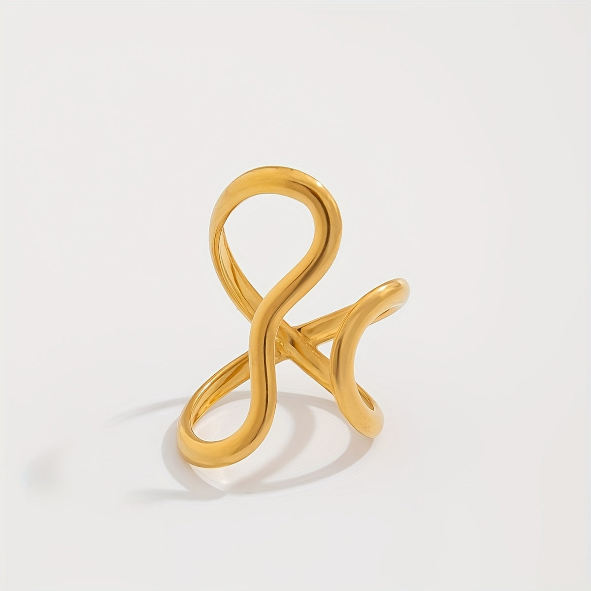 Chic asymmetrical wave ring