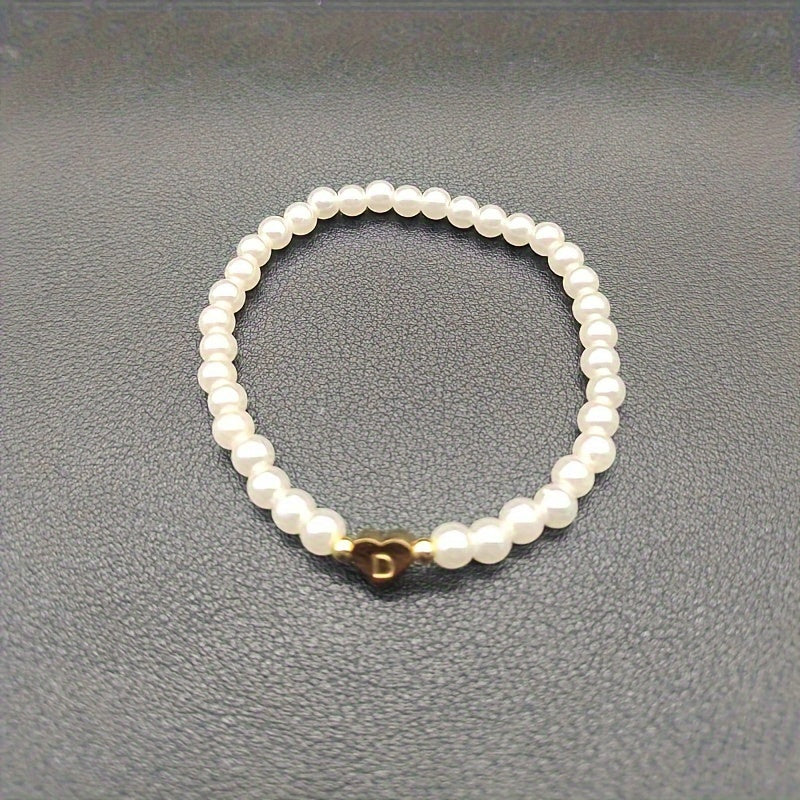 Chic bracelet with A-Z initial and heart