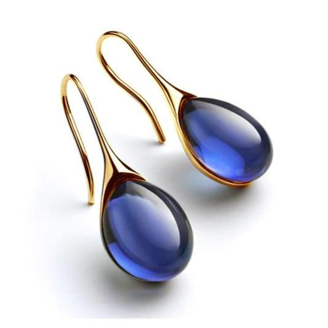 Chic dangling earrings with crystal