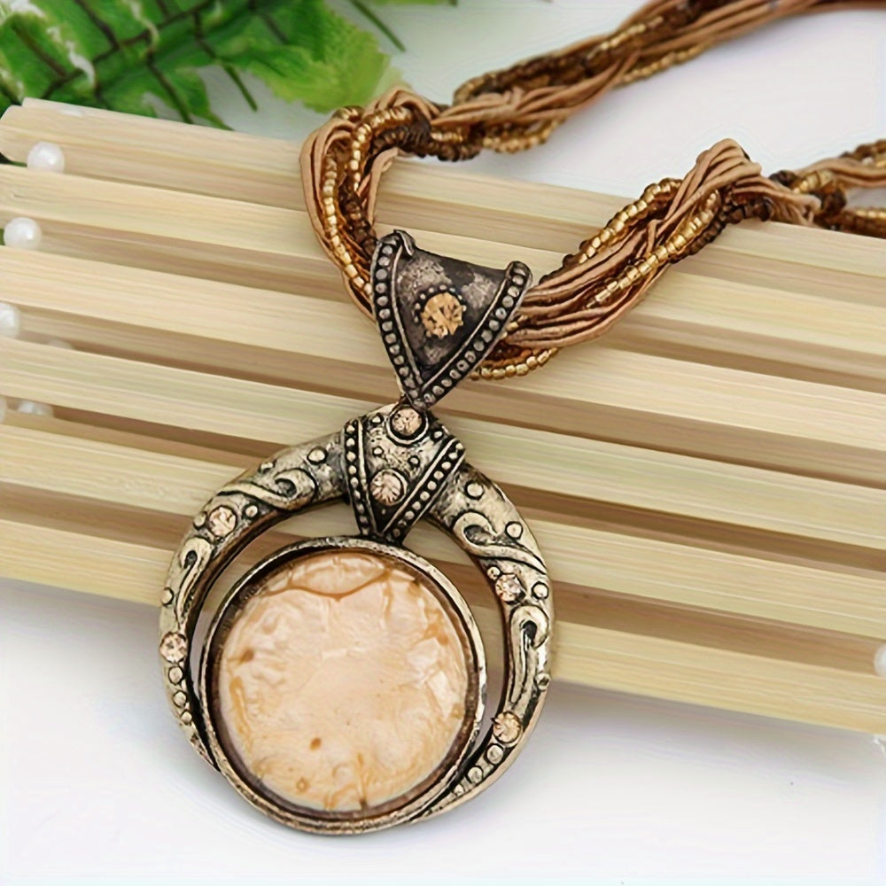 Bohemian necklace with pendant