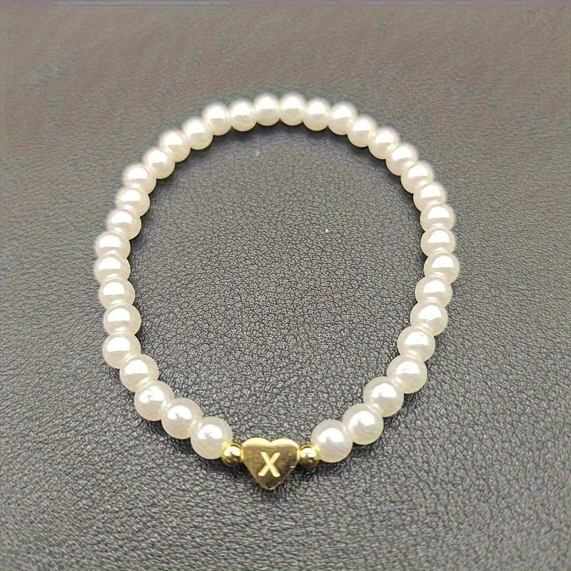 Chic bracelet with A-Z initial and heart