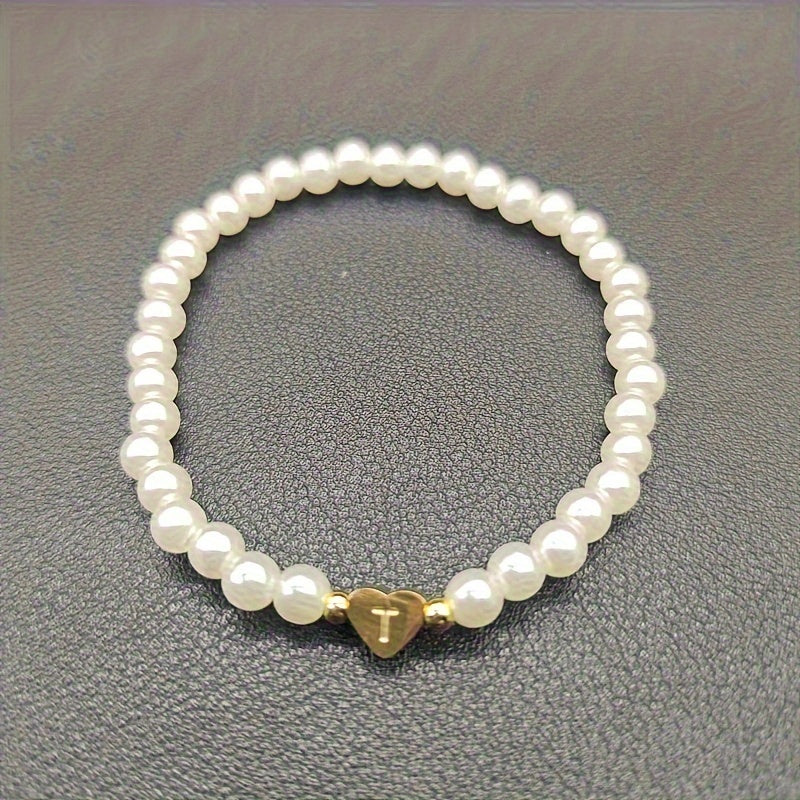 Chic bracelet with A-Z initial and heart