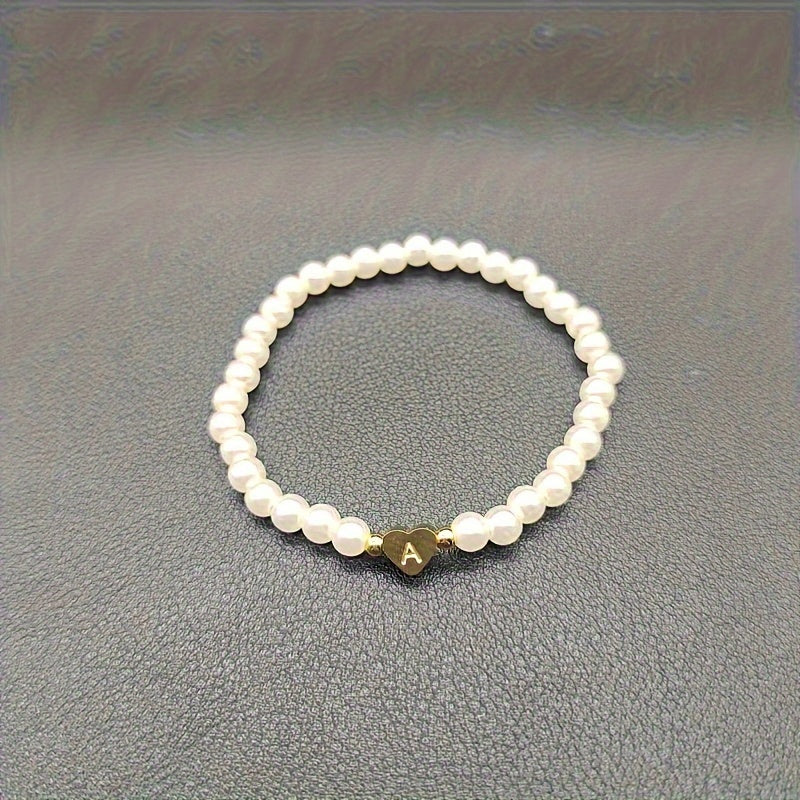 Chic bracelet with A-Z initial and heart