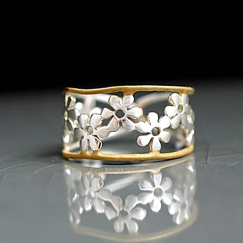 Chic daisy ring