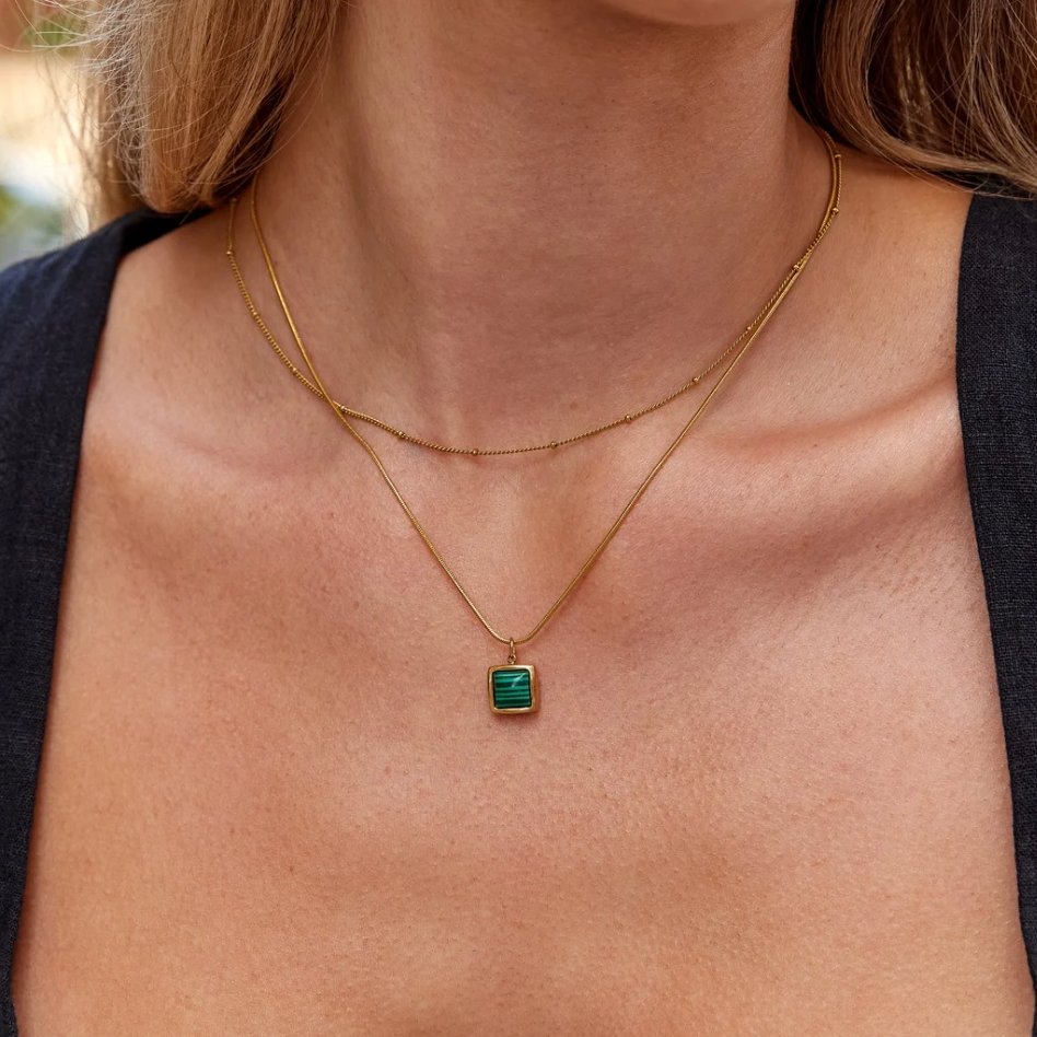 Stylish gold necklace