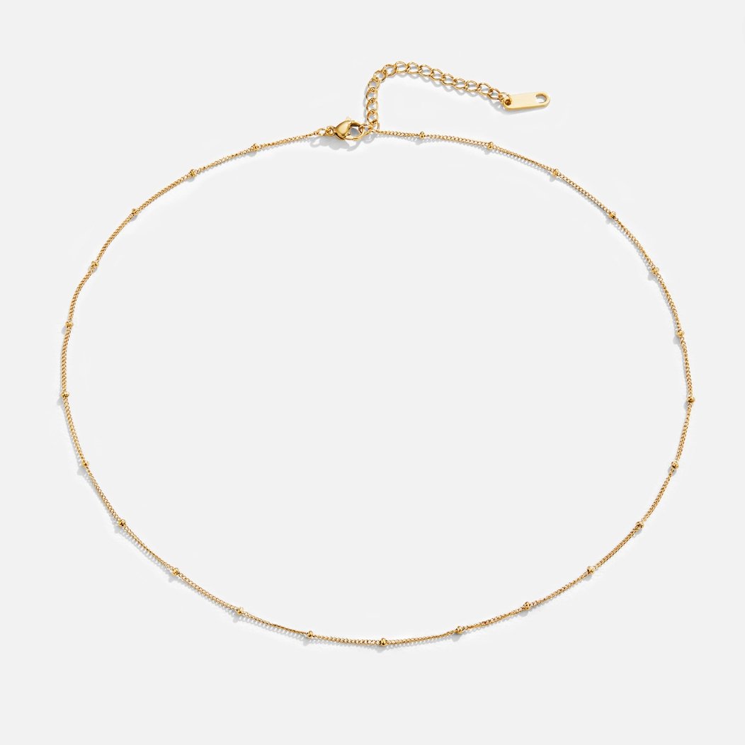 Stylish gold necklace