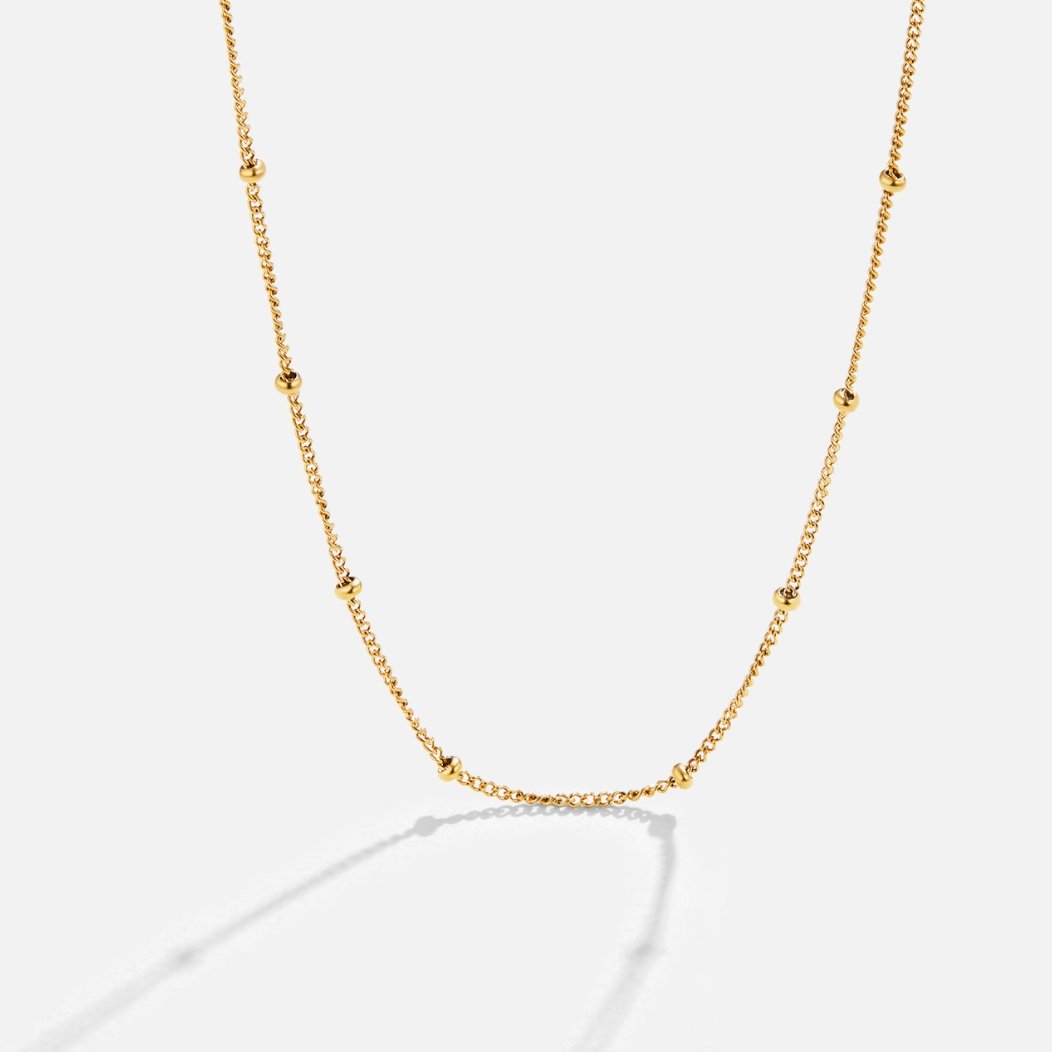 Stylish gold necklace